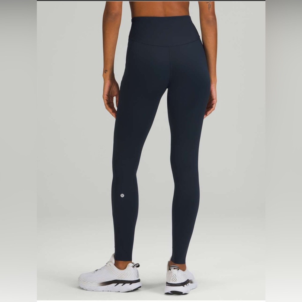 Lululemon Base Pace High-Rise Tight 28"